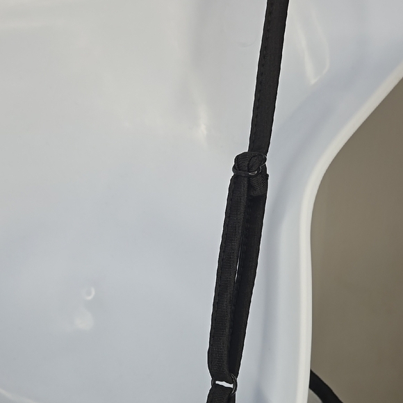 Black Sleeveless Graphic Camisole - Picture 4 of 4